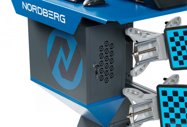Стенд сход-развал 3D для ям и подъемников NORDBERG C802_синий ЦБ-00000345 Стенд сход-развал 3D для ям и подъемников NORDBERG C802_синий ЦБ-00000345